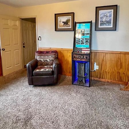 Вілла Smoky Mountain Retreat With Hot Tub, Arcade Games Піджен-Фордж Екстер'єр фото