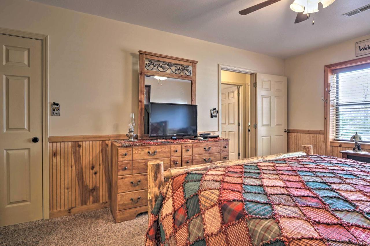 Вілла Smoky Mountain Retreat With Hot Tub, Arcade Games Піджен-Фордж Екстер'єр фото