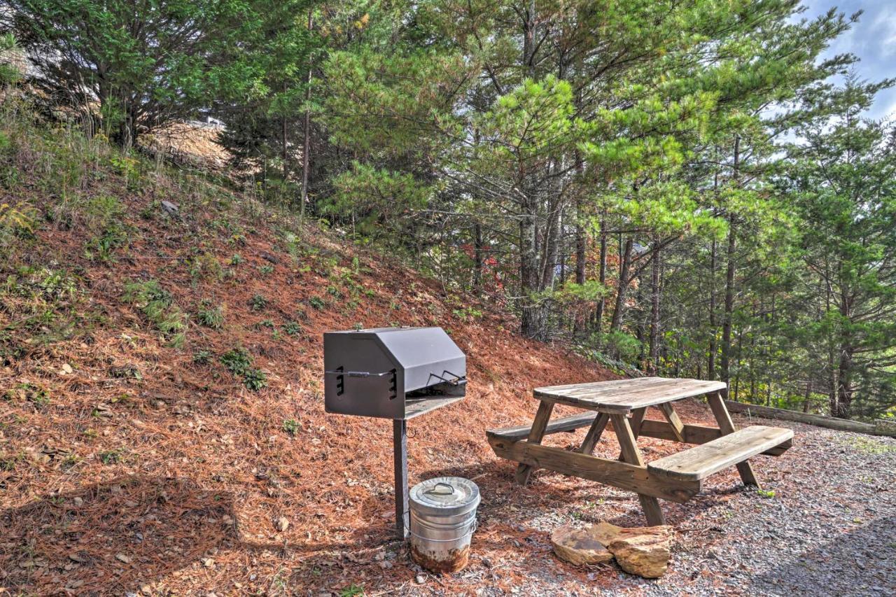 Вілла Smoky Mountain Retreat With Hot Tub, Arcade Games Піджен-Фордж Екстер'єр фото